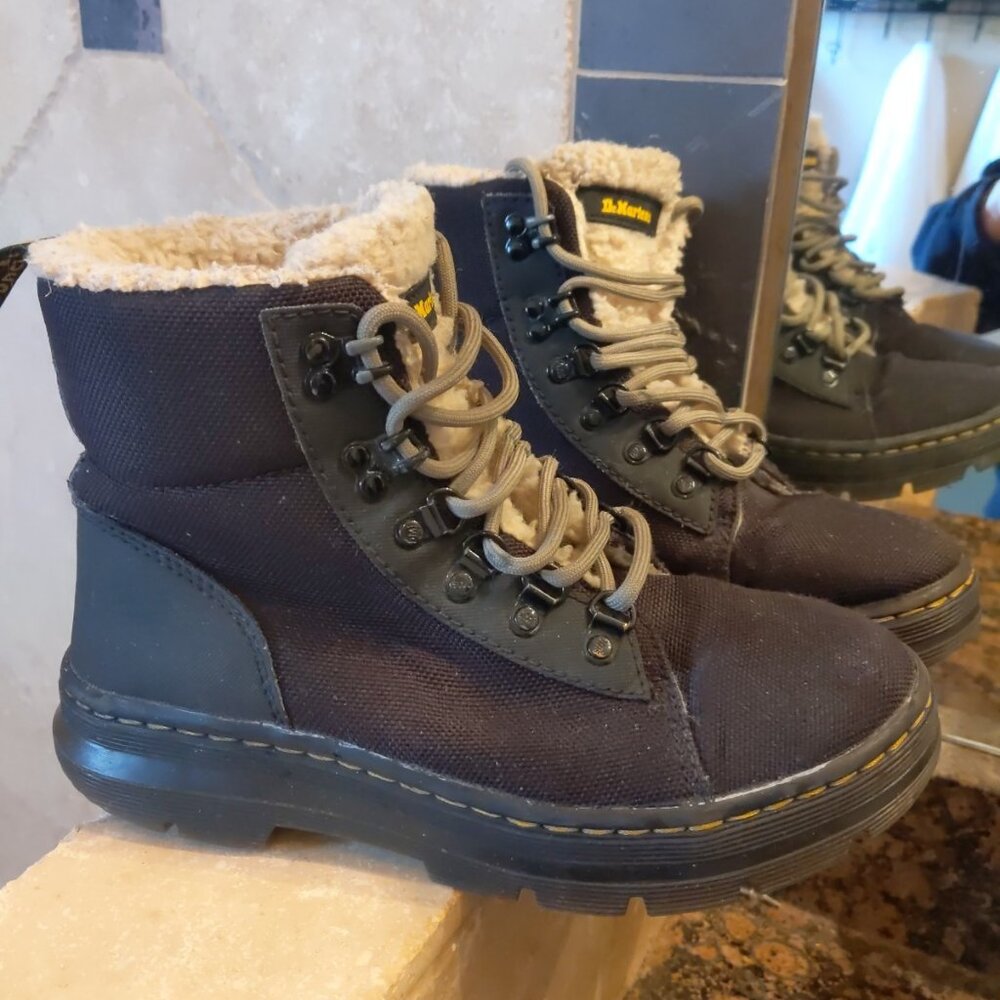 Dr. Martens Doc Martens Women Shoes Combs Combat Faux Shearling Lined Boots s7